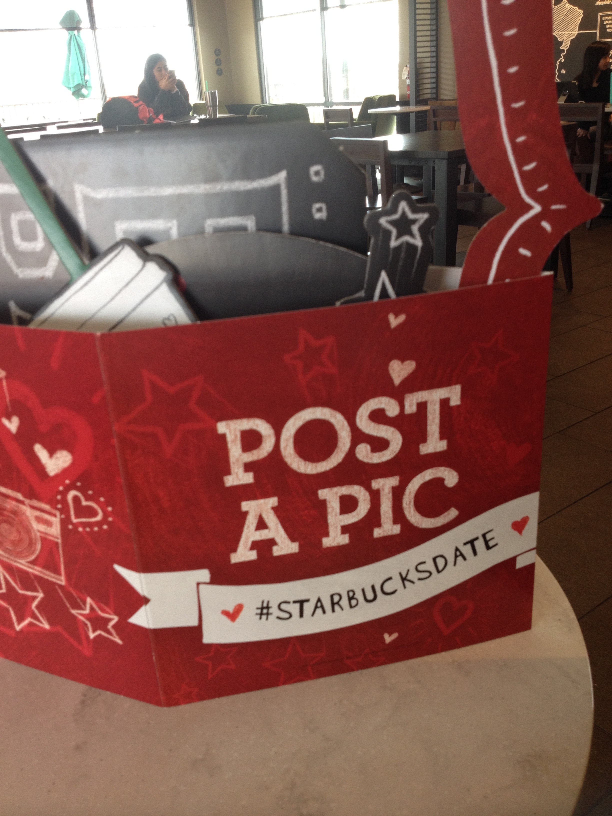 Just what you need to make your #StarbucksDate complete for social media! 