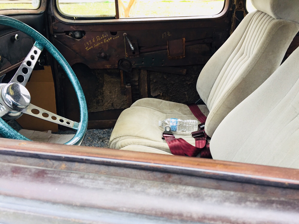 Pontiac interior passenger side