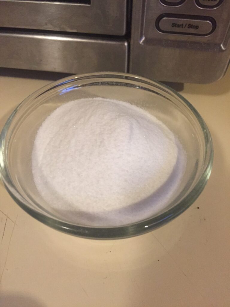 Erythritol ground in a bowl