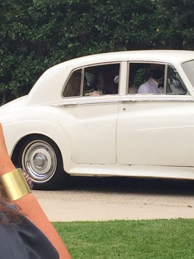 Southern Oaks wedding car with bride