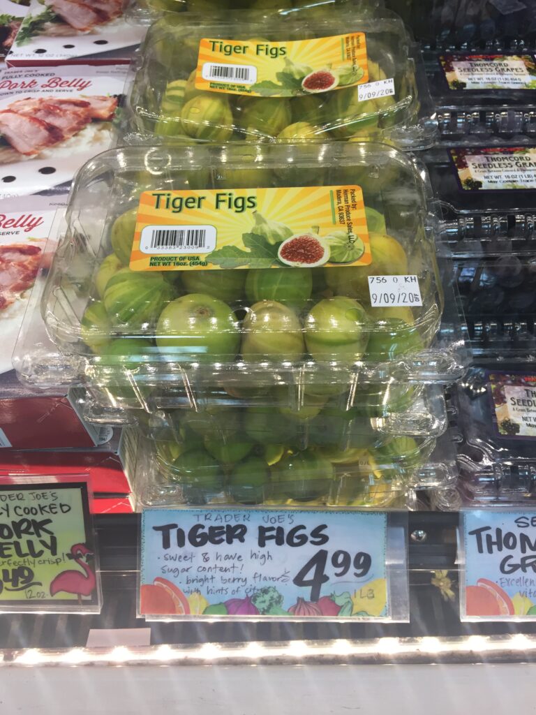Tiger figs in clamshells