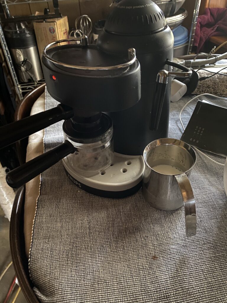 Clean cappuccino machine