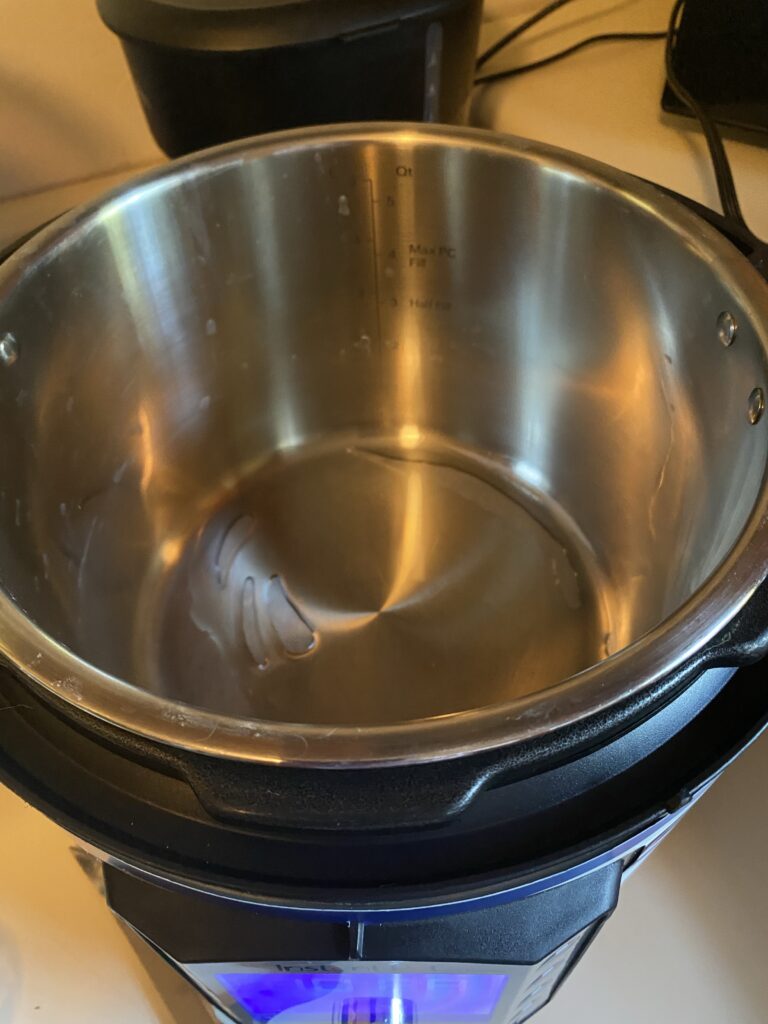 heating oil in instant pot