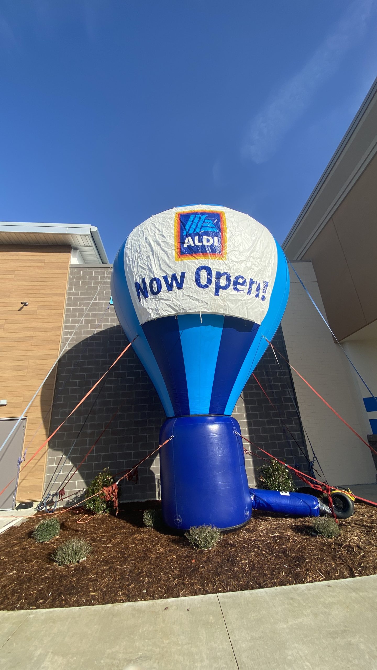 Aldi balloon with now open sign